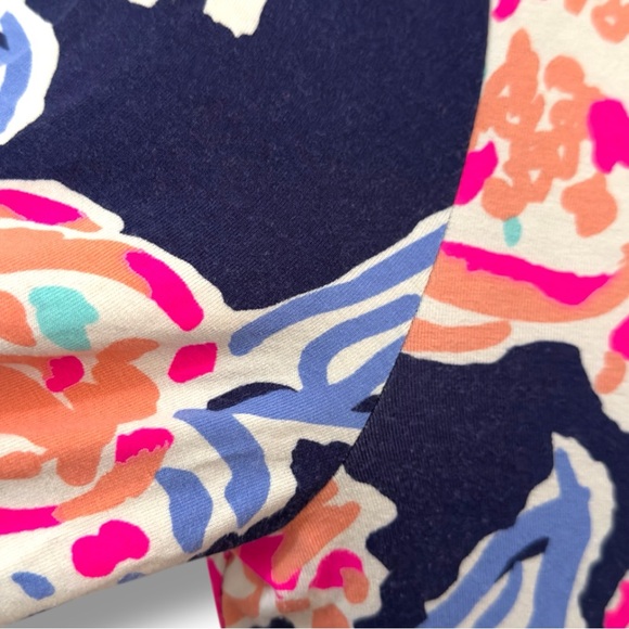 532 Lilly Pulitzer | EUC Peru 100% cotton Navy Floral 3/4 Sleeve Dress (size M) - Picture 7 of 11